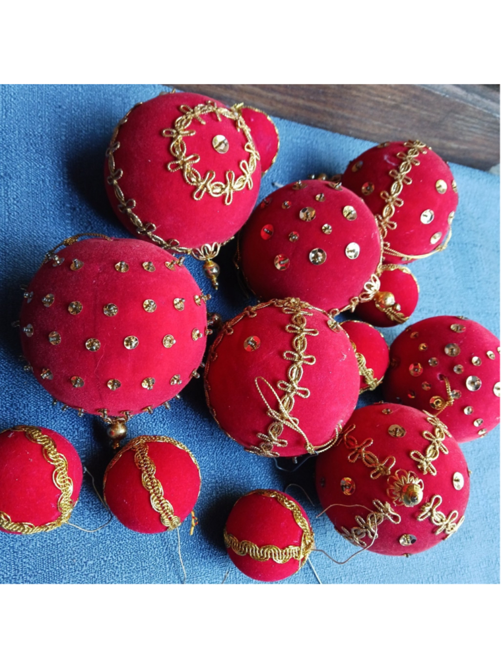 VTG Red Velvet Push Pin Christmas Ornaments Lot Of 13 Handmade Gold Rick Rack